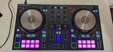 Native Instruments Traktor Kontrol S2 MK3 2-Channel  2-Deck DJ Controller S2MK3