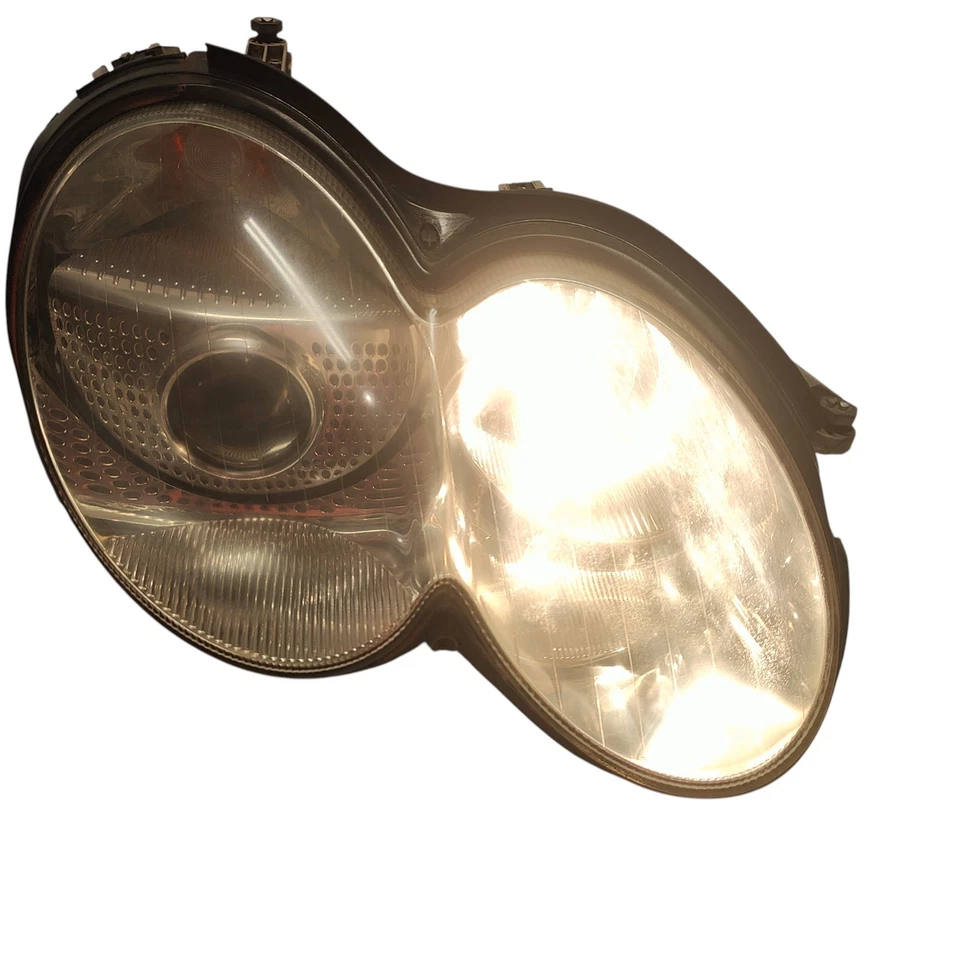 03-08 Mercedes R230 SL500 SL550 SL55 RIGHT Headlight Lamp Xenon 2308207661 OEM - Image 3 of 4