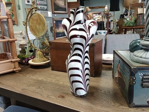 Stunning Vintage 17 Inch Murano Style Zebra Stripe Female Torso Art Glass Vase
