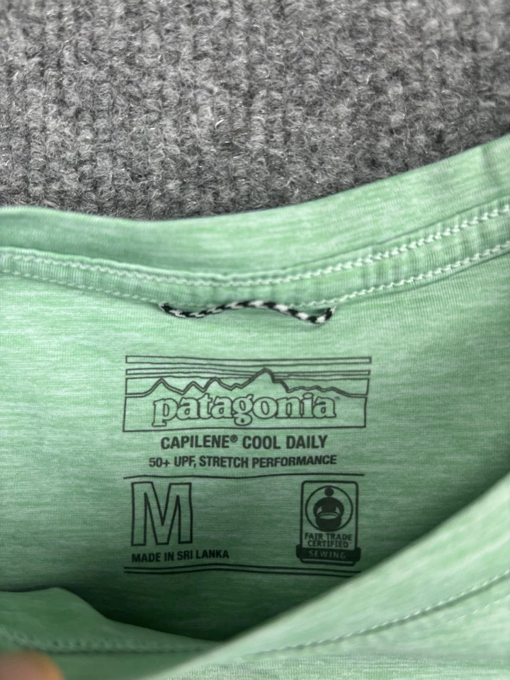 Camisa Patagonia Para Hombres Mediana Verde Capilene Genial Correr Diaria Gráfico Camiseta Top Foto 2 de 4