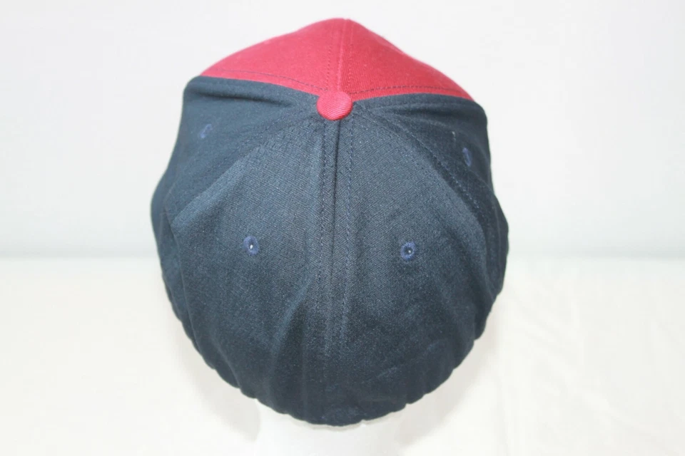 Burton Bordado Logo Flexfit Gorra Sombrero Rojo/Negro Snowboard Talla S/M Foto 3 de 4