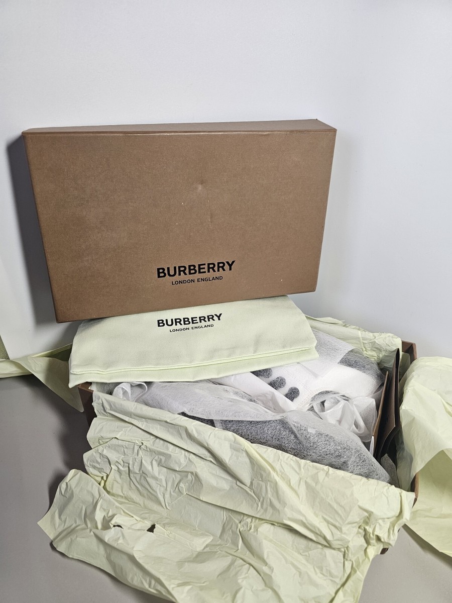 Authentic Burberry White and Black Larkhall M Logo Women's Sz 38.5