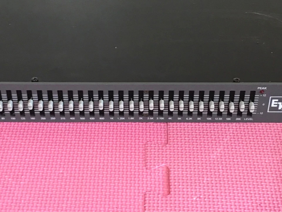 Electro-Voice EQ-131 Equalizer | 31-Band Mono | XLR & 1/4" TRS - Image 3 of 4