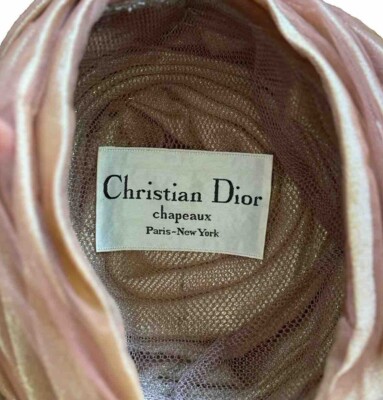 CHRISTIAN DIOR Chapeaux artistic Gold Sparkle tulle Turban  display picture 1