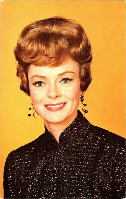 VINTAGE JUNE LOCKHART AUTOGRAPHED POSTCARD KG | eBay