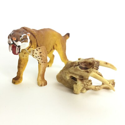 smilodon figure