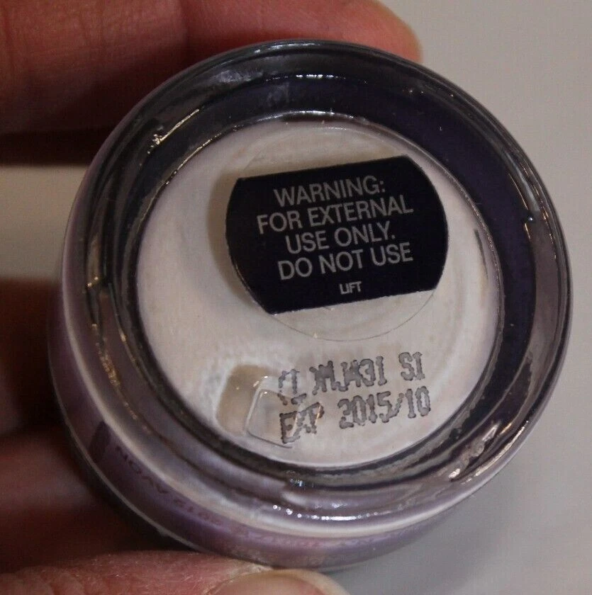 Anew Platinum Crema de Día Amplio Espectro FPS 25 Protector Solar 0.5 OZ Caducado 2015 Foto 2 de 4