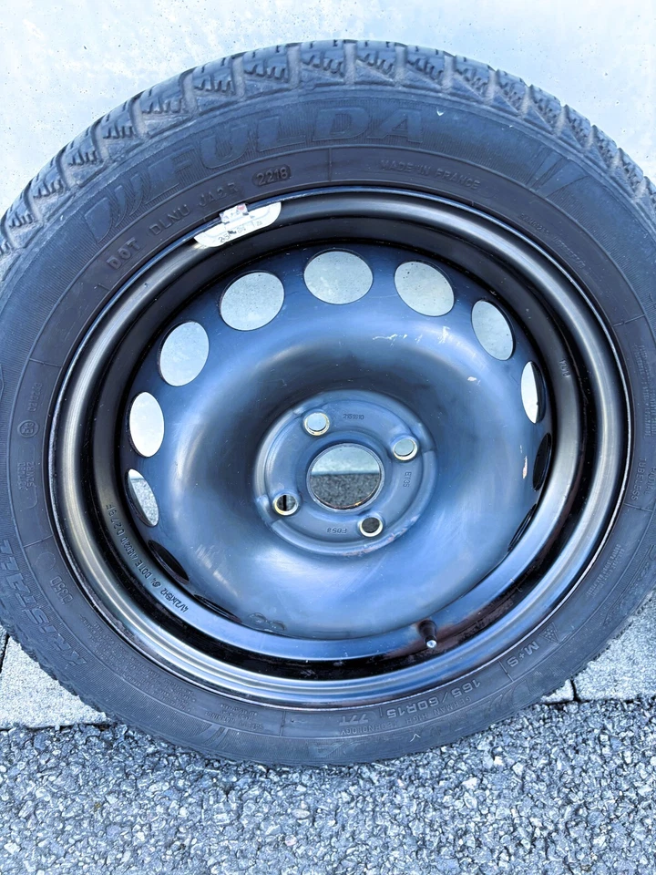 Komplettsatz Toyota Aygo - 15 Zoll Stahlfelgen auf Winterreifen 165/60R15 FULDA - Bild 2 von 4