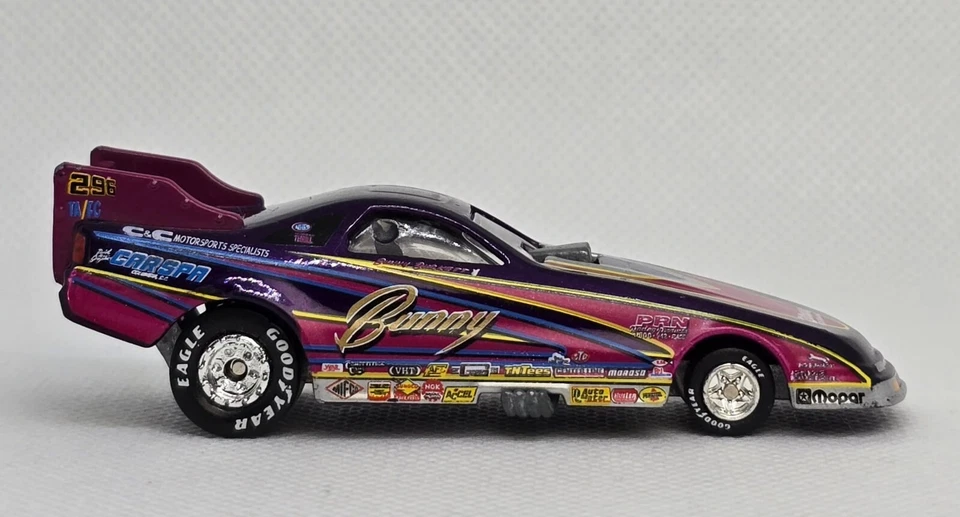 Johnny Lightning Playing Mantis Diecast 1996 Car 1:64 China 03 - Image 2 of 4