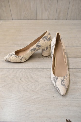 cole haan karena pump