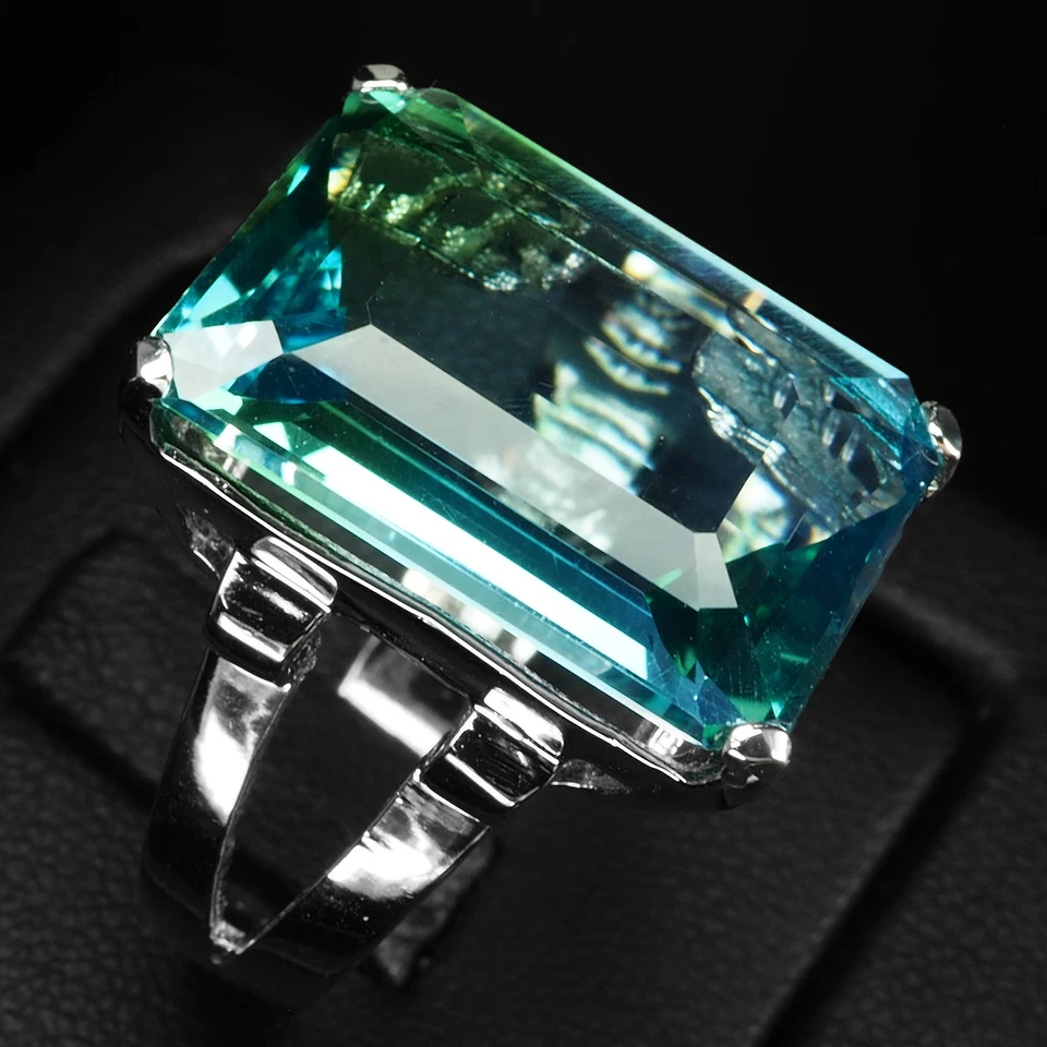 Anillos hechos a mano de plata de ley 925 de 19,15 quilates baguette de turmalina verde bicolor Foto 3 de 4