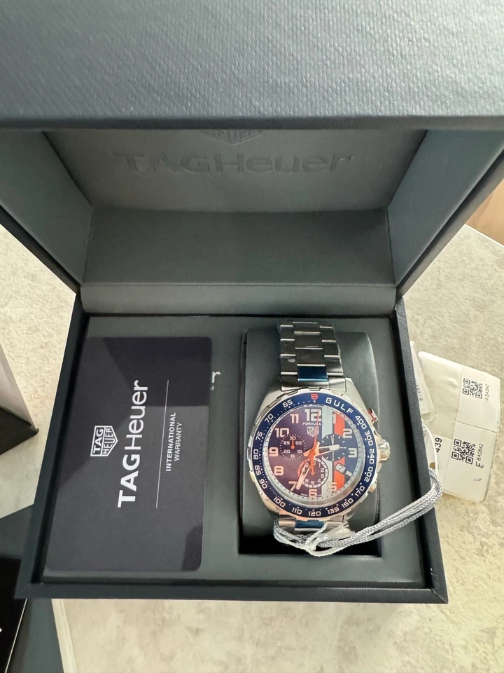 Reloj de cuarzo para hombre TAG Heuer Formula 1 X Gulf edición especial CAZ101AT.BA0842 Foto 3 de 4