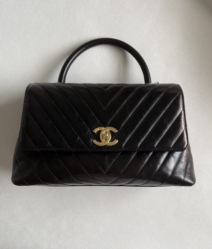 CHANEL Black Calfskin Chevron Quilted Medium Coco Handle Flap Bag