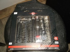 New Craftsman V Series Sae 38 Pc.p. 14 Drive Tool Set Cmmt45750v