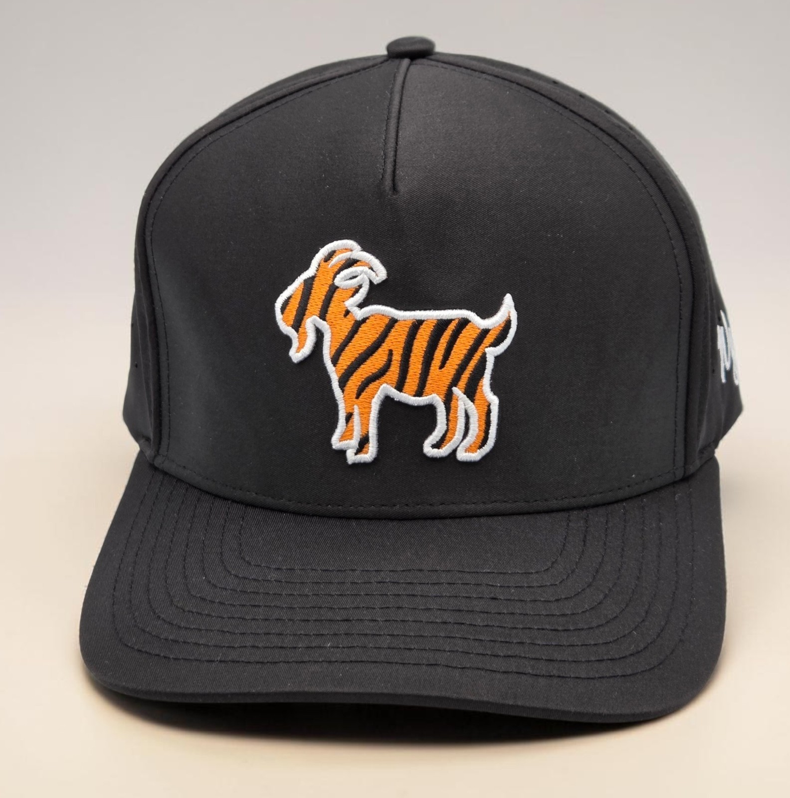 Waggle Golf The GOAT Black 5-Panel Structured Perforated Snapback OSFM Hat Cap