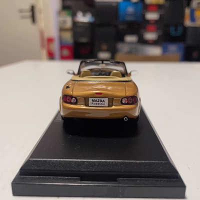 1:43 Norev Mazda MX5 Roadster 2001 NB Diecast Model-without paper