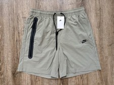 Nike Tech Woven Shorts Light Army Green Men’s Sz Large HQ0470-320 Large Tall