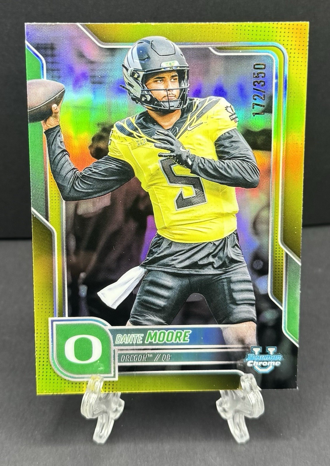 2025 Bowman University Chrome Dante Moore 137 Yellow Refractor /350 Oregon Ducks