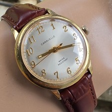 Reloj de cuerda manual Bulova Caravelle vintage para hombre 11DP marcadores de hora numerados 1974