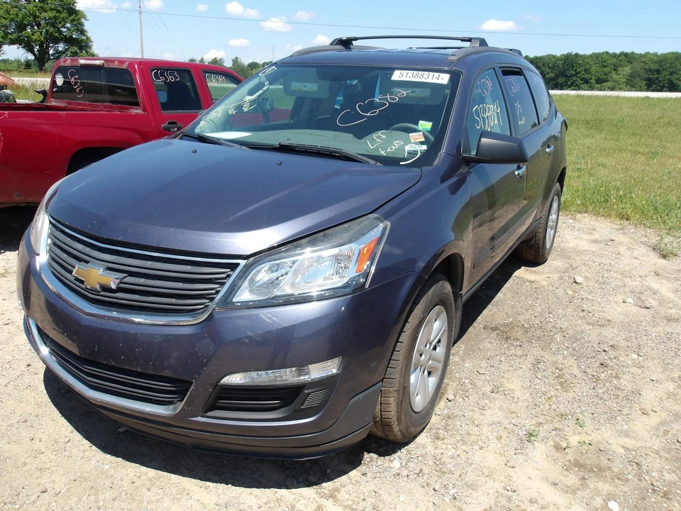 Used Front Right Lower Lower Control Arm Front fits: 2013 Chevrolet Traverse Fro - Изображение 2 из 4