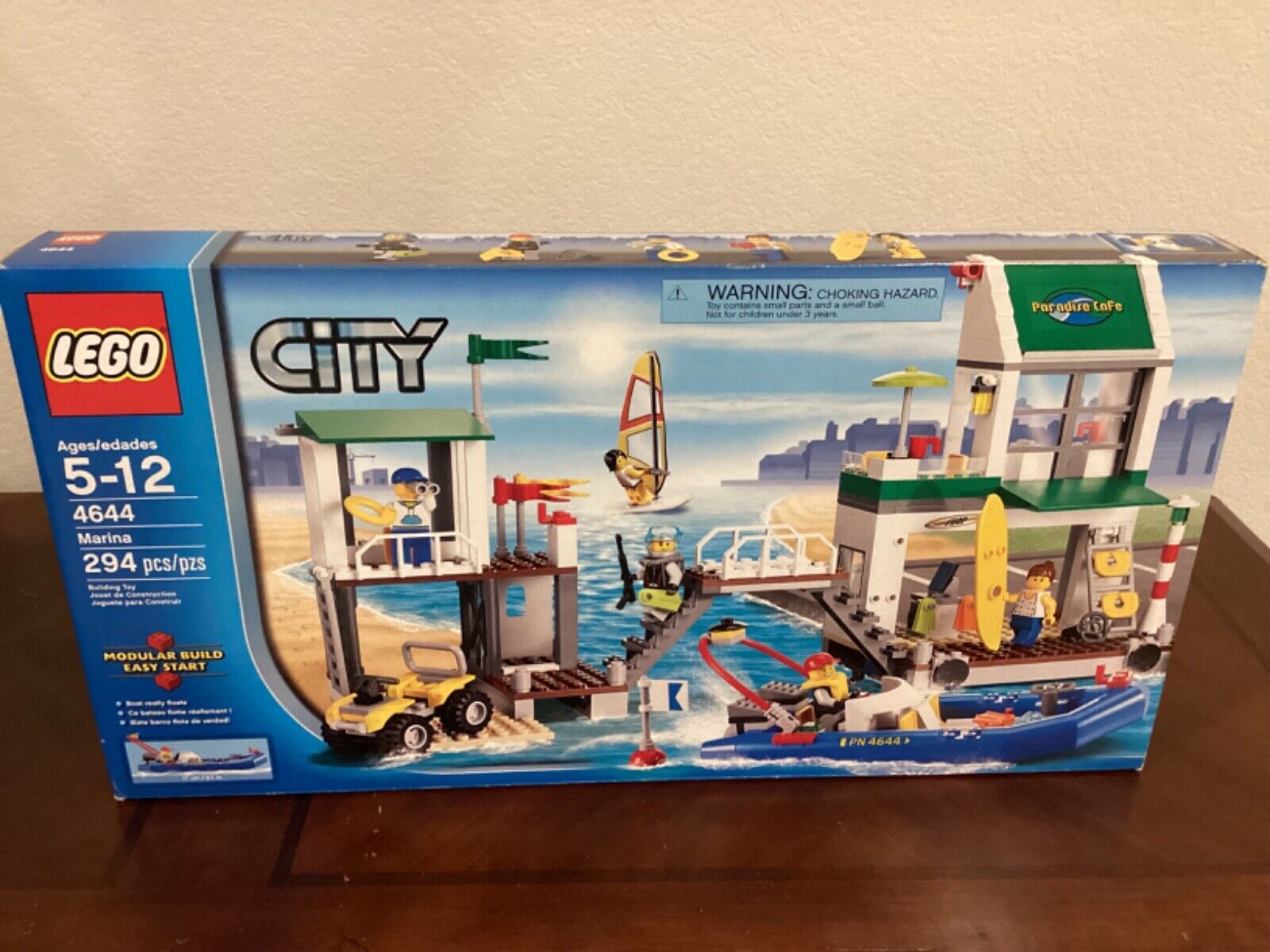 Lego marina city set 4644 new factory sealed
