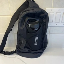 CAMELBAK Black Arete 8 Crossbody Sling Backpack w/water bottle 