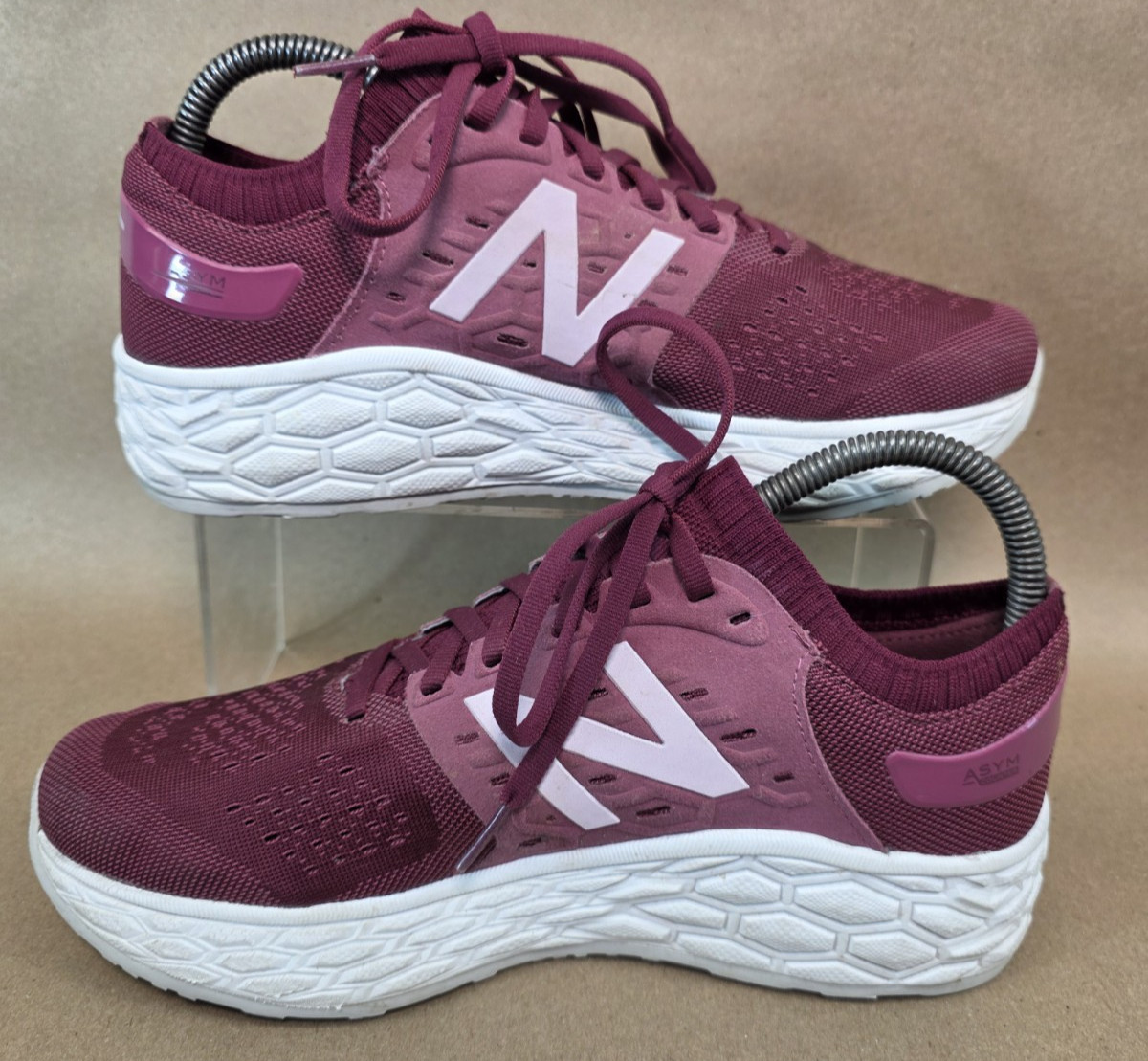 New Balance (Sz 9)  Vongo V4 Fresh Foam Running Shoes Women's Sedona Dragon Red thumbnail 2