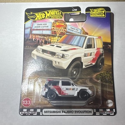 Hot Wheels Boulevard Mitsubishi Pajero Evolution 1:64 Real Riders