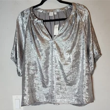 NWT Gap Size Large Silver Metallic Puff Short Sleeve Top