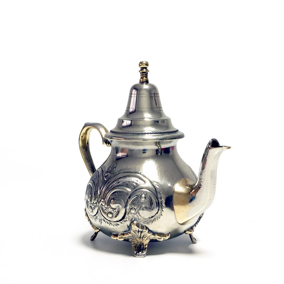 Théière marocaine vintage en laiton gravé, fait main, état d’origine - Photo 4/4