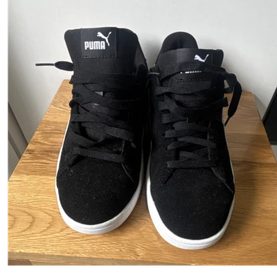 Puma Suede sneakers UK 7 EU 40.5 - Image 1 of 4
