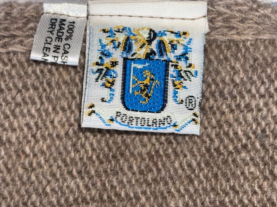 Bufanda Portolano beige tostado cachemir 64"x11" Foto 2 de 2