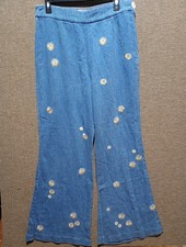 We The Free Flared Leg Jean Women's 31 Blue Lightweight Denim Floral Embroidered