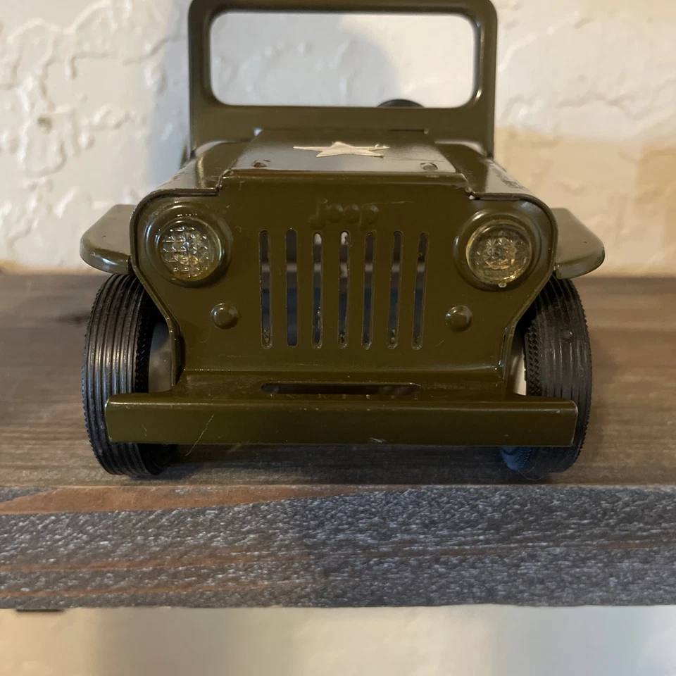 Lote 2 Jeeps de Juguete Tonka Años 60 Despachador de Metal de Acero Prensado Willys Camión del Ejército Foto 4 de 4