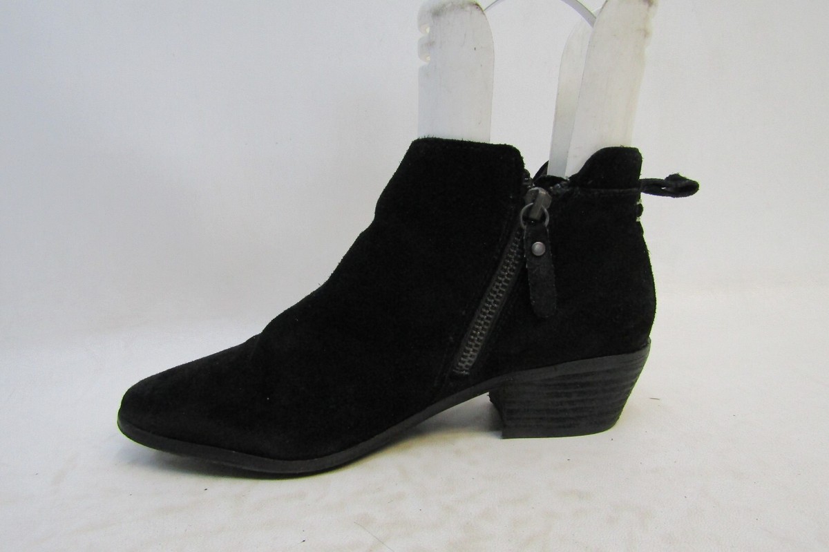 Vince Camuto Womens Sz 7.5 M Black Suede Zip Ankle Fashion Boots