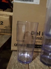 12 Tumblers Cambro D24152 Del Mar 24 oz. Clear Customizable SAN Plastic