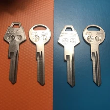 Chrysler Mopar Ignition Door Y152 Trunk Y149 Key Blanks  ilco 2 sets