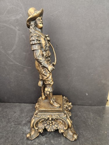 Conquistador w/ Sword Sculpture Bronze? Spelter? 14" tall Vintage - Picture 2 of 8