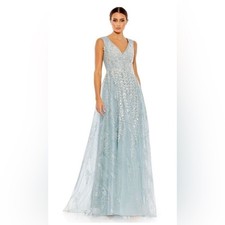 Mac Duggal Sz 4 Formal Sequin Wedding Prom Dance Lace Maxi Dress Ice Blue. NWT.