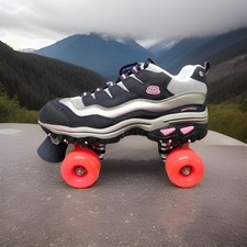BNIB Skechers Roller Skates Womens 8.5- 4 Wheelers SN1910 Navy Hot Pink
