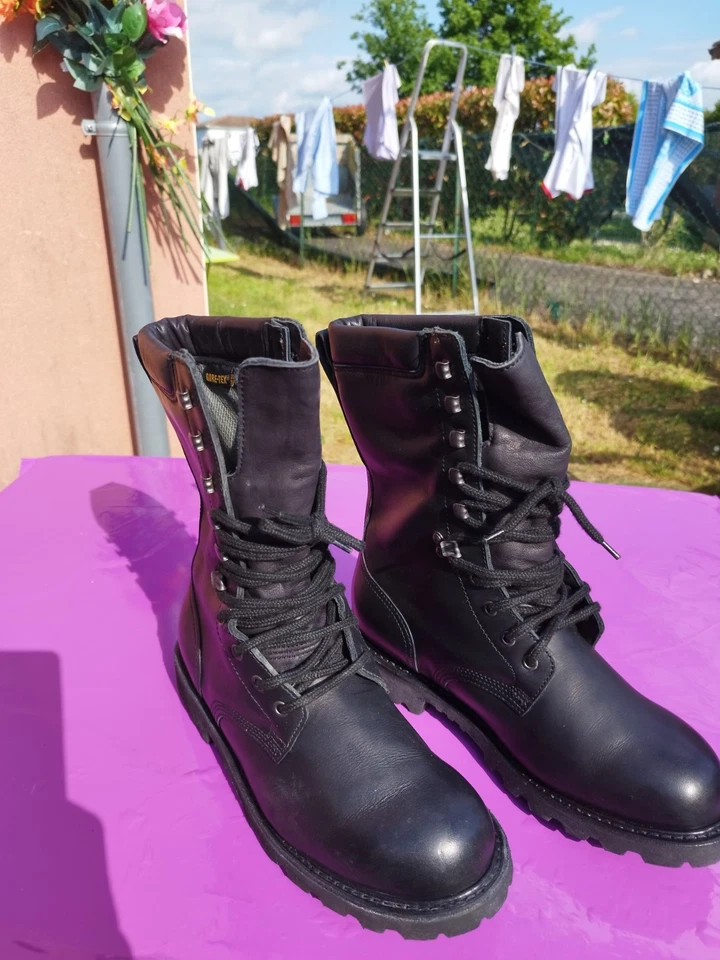 RANGERS CHAUSSURES GORETEX CUIR ARMEE FRANCAISE ARGUEYROLLES NEUVE / pointure 43 - Photo 2/4