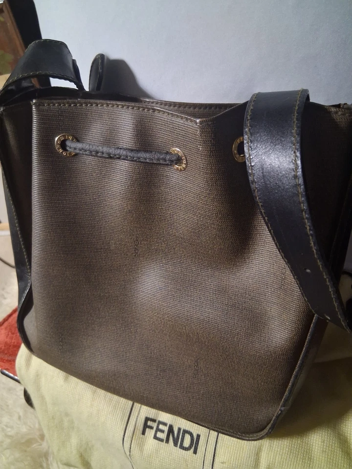 Vintage Fendi Hobo Hobo Bucket Bag With Drawstring And FF Logo Motiff... - Image 3 of 4