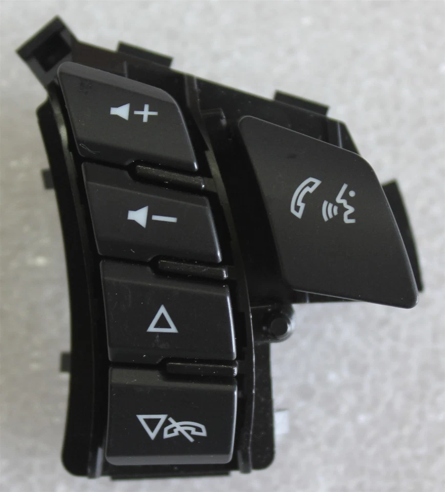 09-10 Interruptor estéreo del volante Chevy 25824388 botón con control telefónico GM OEM Foto 2 de 4