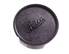 GENUINE LEICA CAMERA 14268 PUSH-ON 42MM LENS CAP MINT 