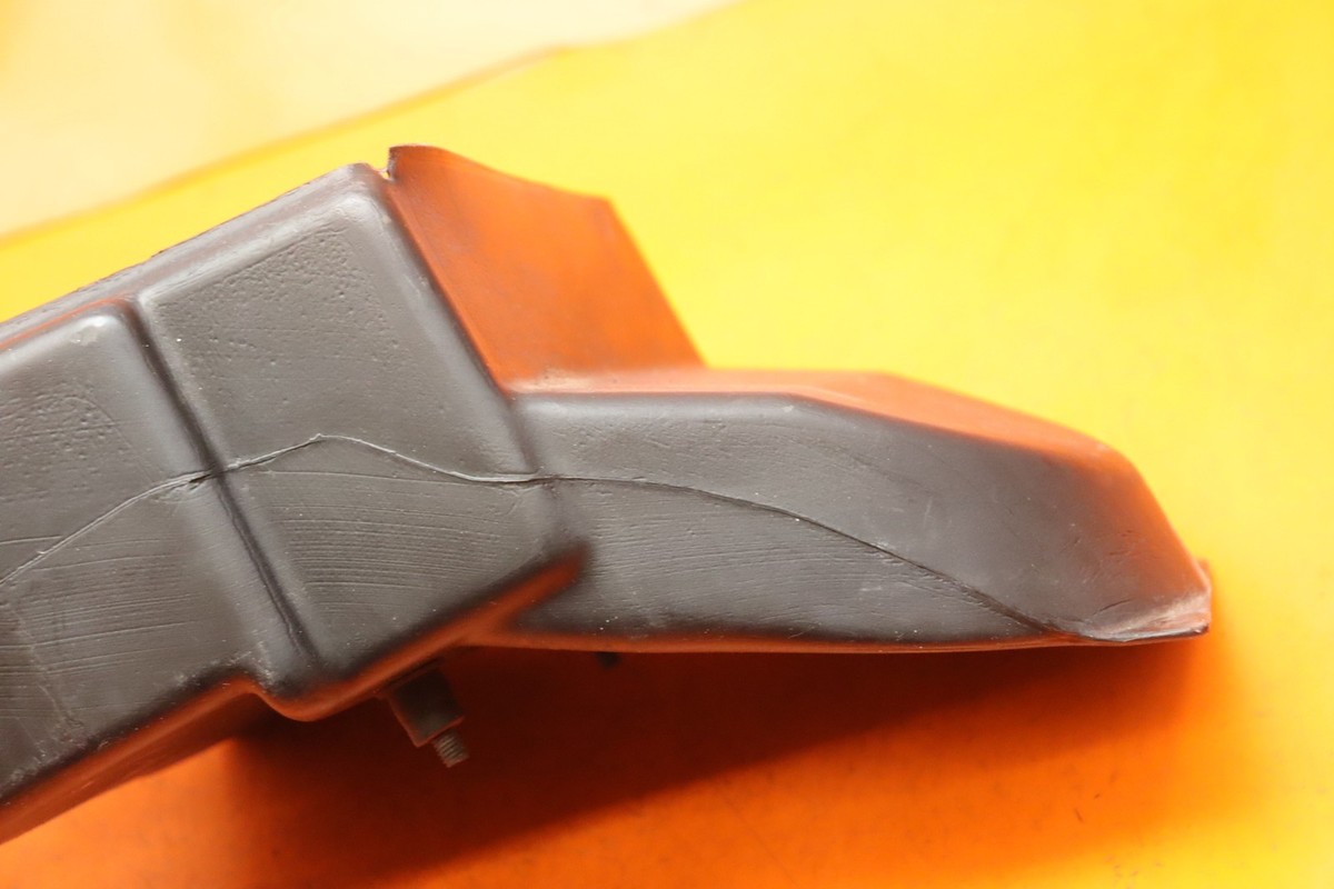 Kawasaki 2000-2005 Zx12 Zx-12r OEM Tool Tray Case 32098-1131