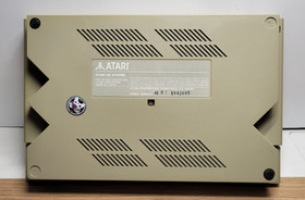 Atari XE System Console Manual & Power Supply CIB (Powers on, Displays)