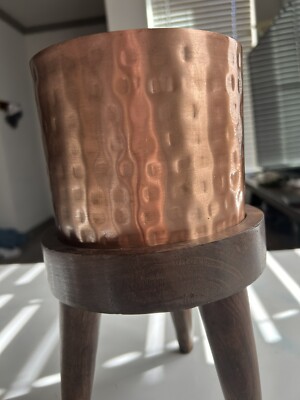 Copper Dimple pot stand with wooden stand