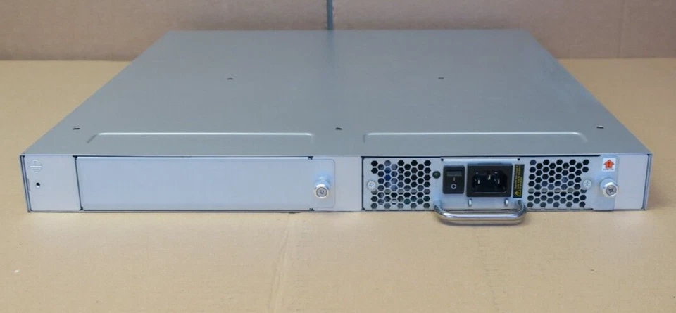 Brocade EMC DS-6505B 24-Port 16Gb FC SAN Switch EM-6505-12-16G-0R 12-Port Active - Image 2 of 4
