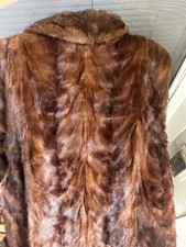 Genuine Mink Fur Coat For Women Size L. Length: Long