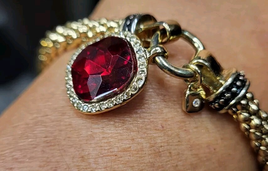 simulated ruby pendant On A Gold Tone Stretchy  B… - image 9